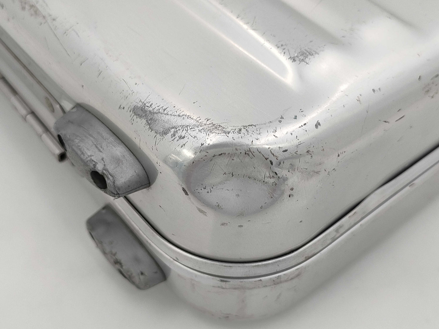 ZERO HALLIBURTON Attache Case Business Bag with Clear Handles, Silver