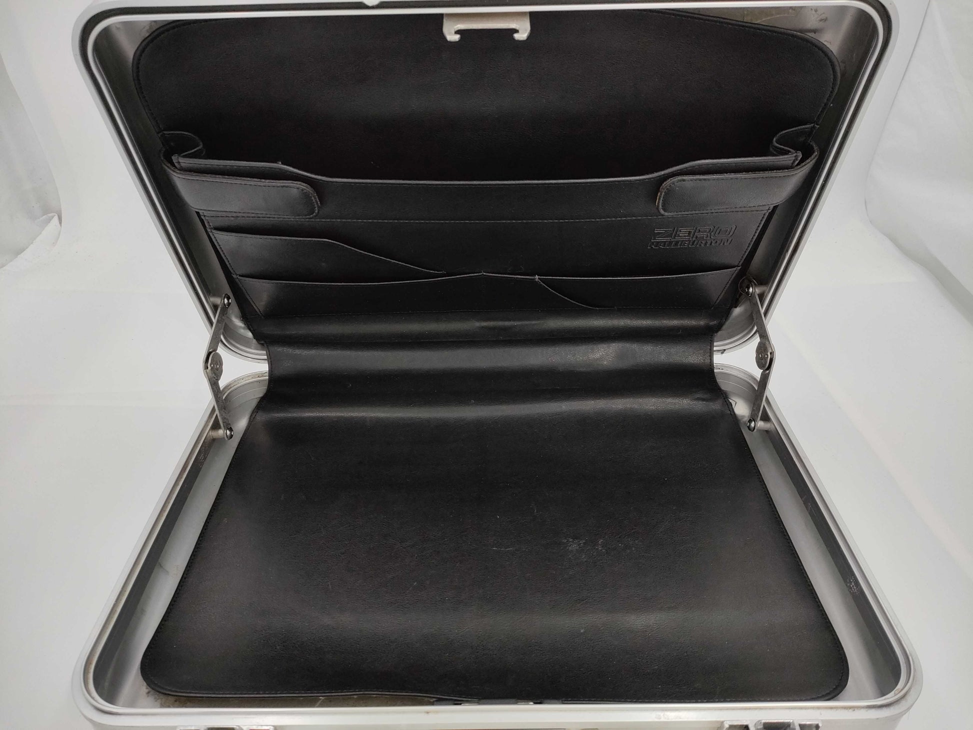 ZERO HALLIBURTON Attache Case Business Bag with Clear Handles, Silver