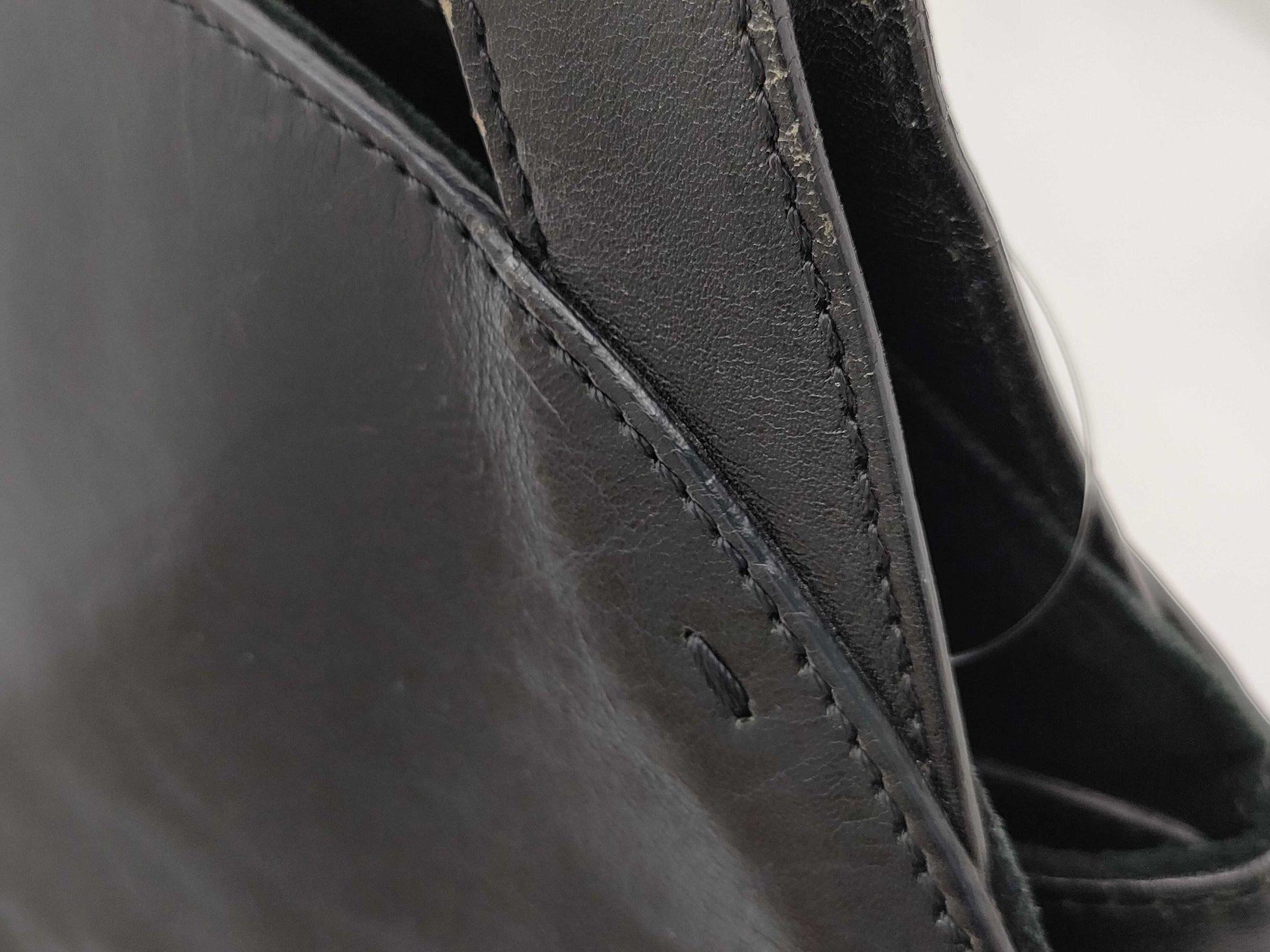 HIROFU Handbag Black Leather H Logo Bag