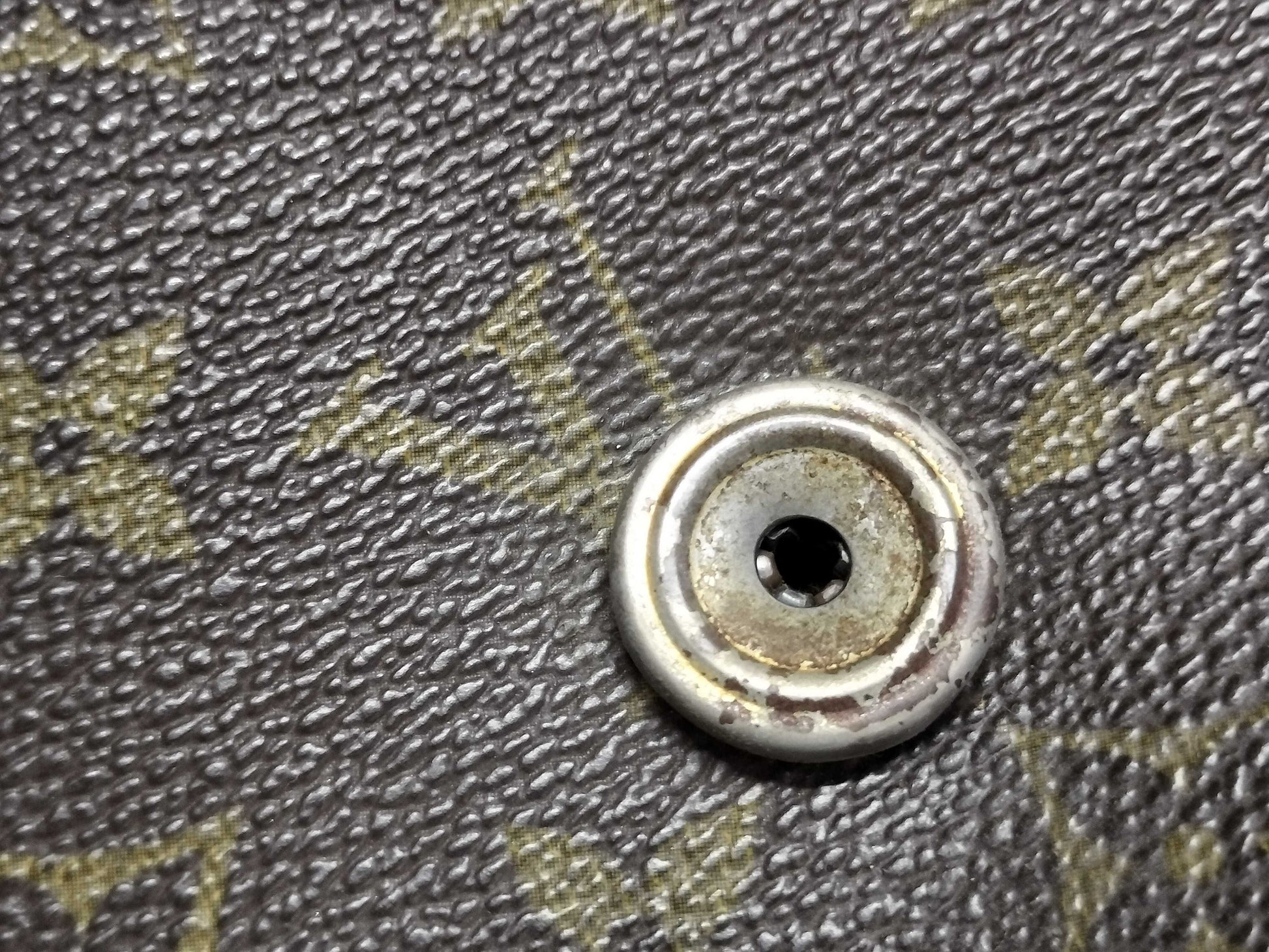 LOUIS VUITTON Monogram Saint-Cloud 884VI Shoulder Bag