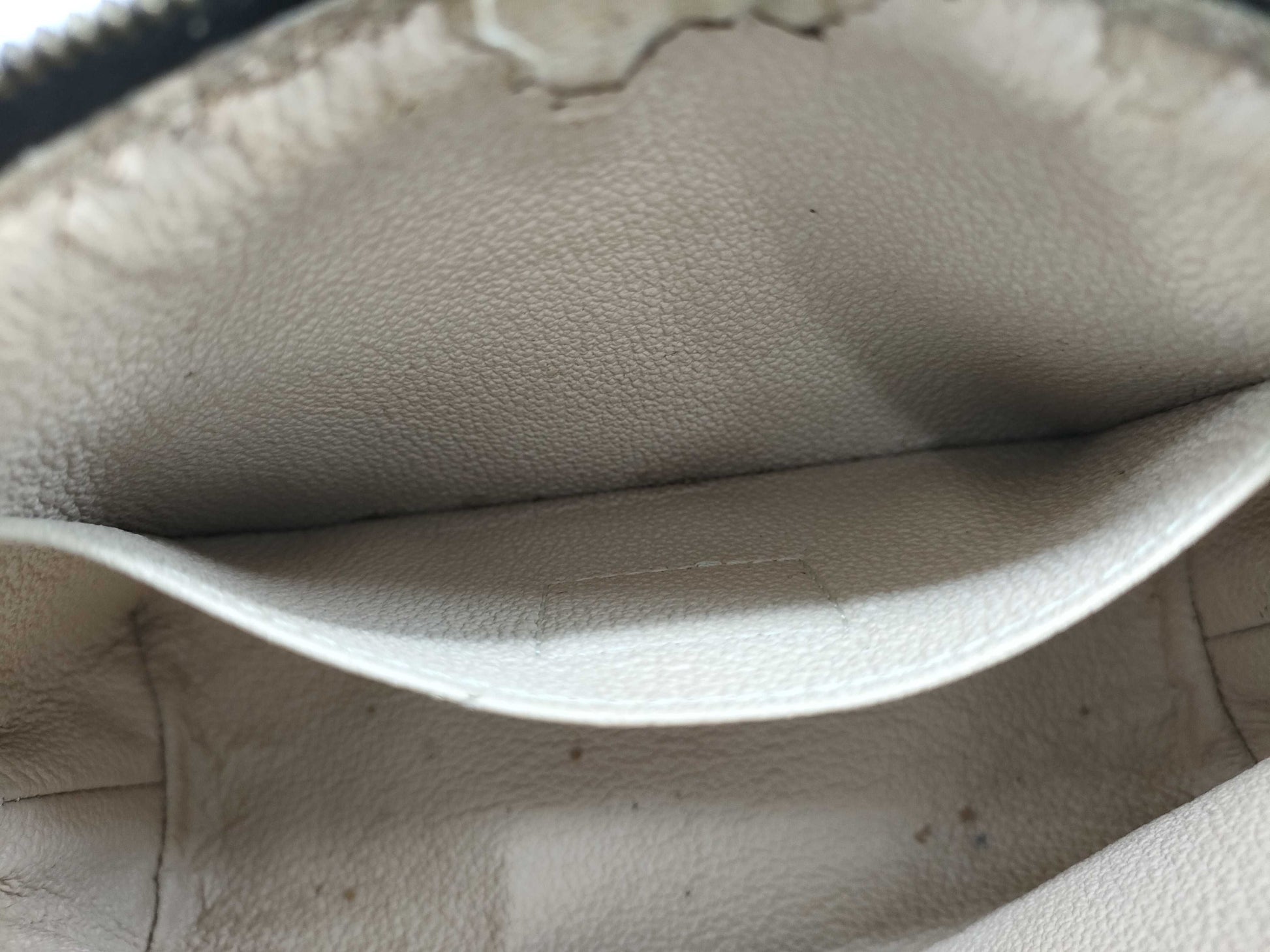 LOUIS VUITTON M47515 Monogram LOUIS VUITTON Monogram M47515 Cosmetic Pouch CA1020 Pouch