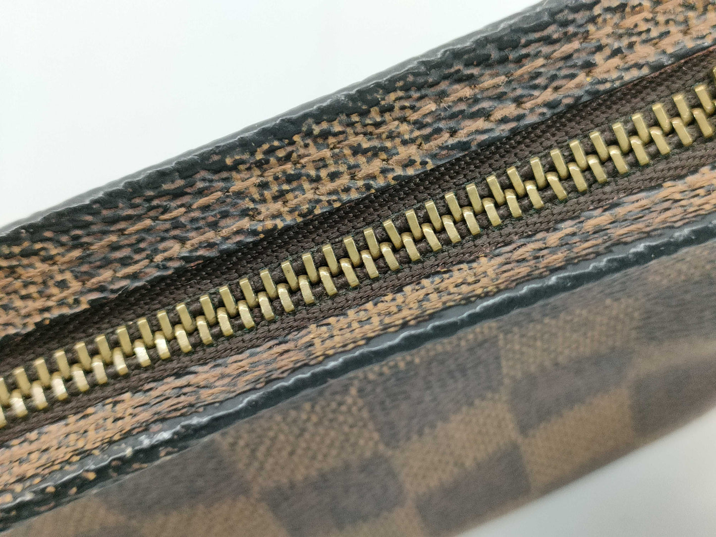 LOUIS VUITTON N51982 Damier LOUIS VUITTON N51982 Damier LOUIS VUITTON Damier Truth Makeup Pouch Mini Handbag SP0020 Pouch Pouch