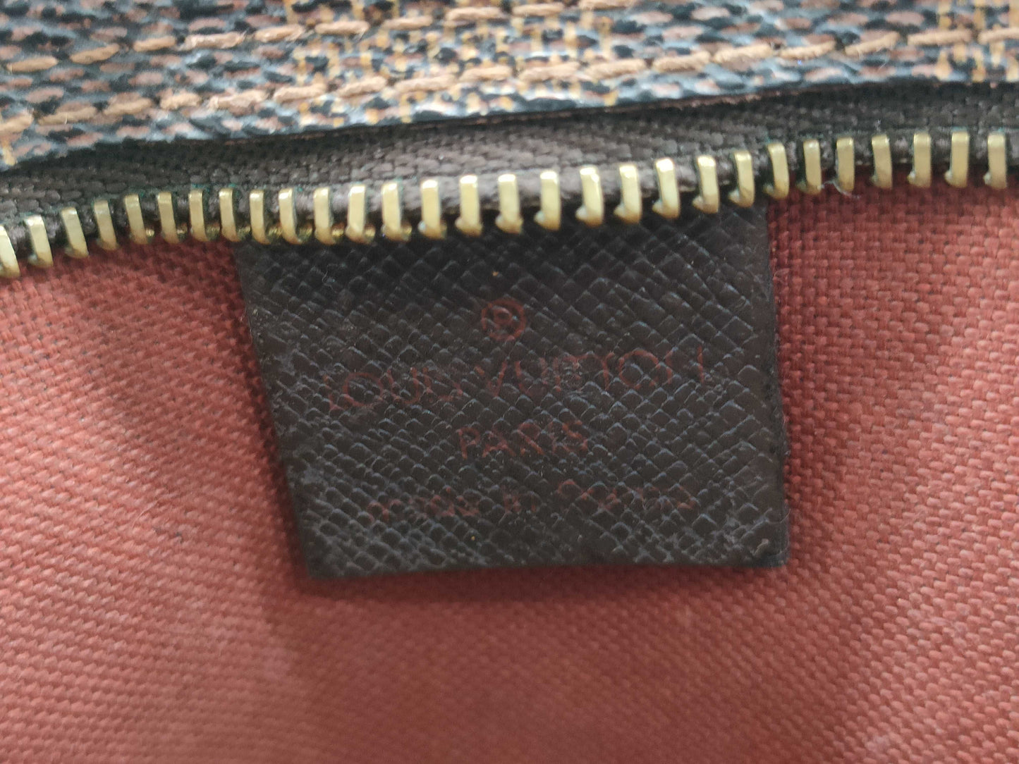 LOUIS VUITTON N51982 Damier LOUIS VUITTON N51982 Damier LOUIS VUITTON Damier Truth Makeup Pouch Mini Handbag SP0020 Pouch Pouch
