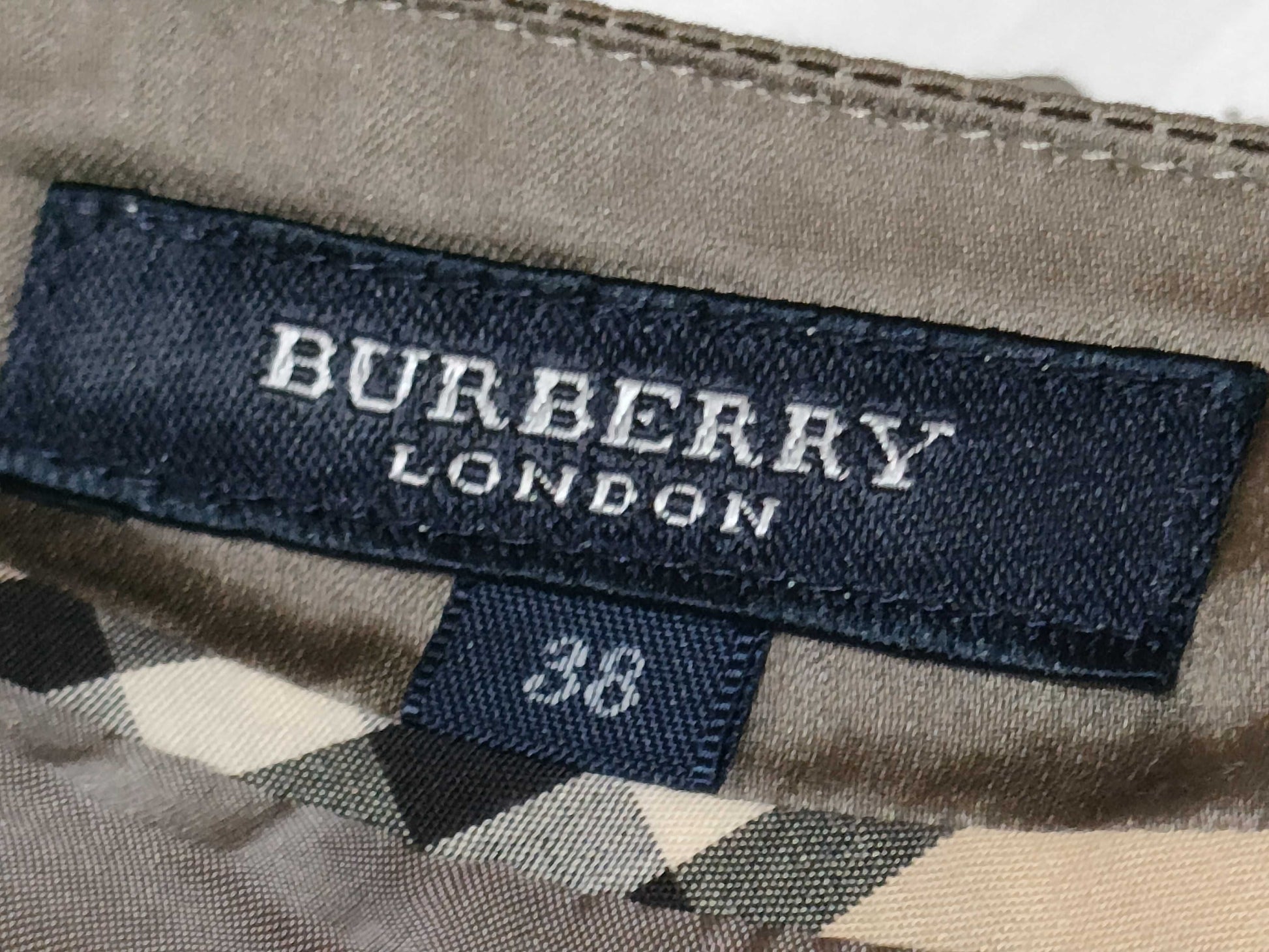 BURBERRY BURBERRY LONDON Burberry pleated skirt size 38 skirt