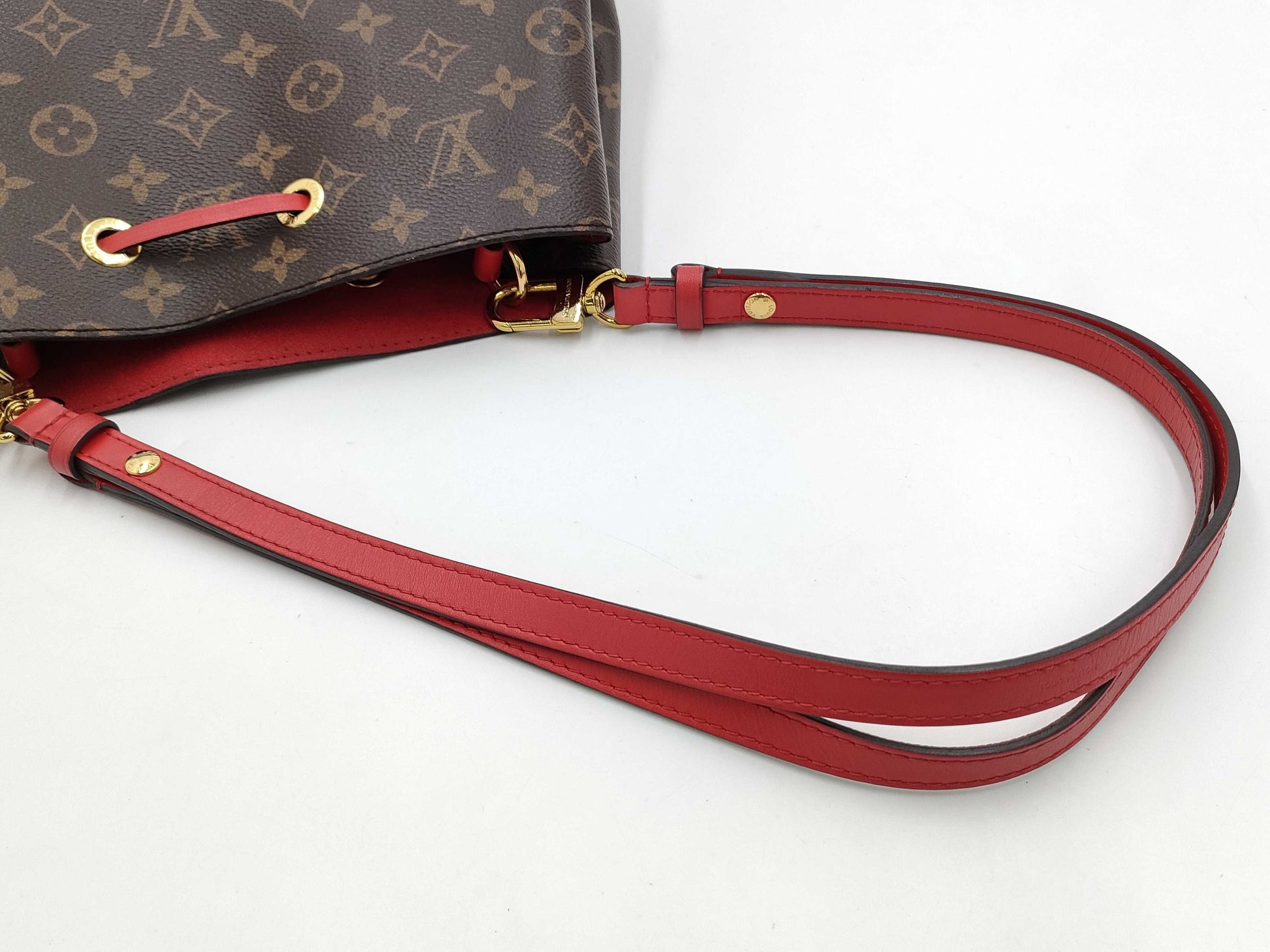 LOUIS VUITTON M44021 Monogram NeoNoe Coquelicot Shoulder Bag