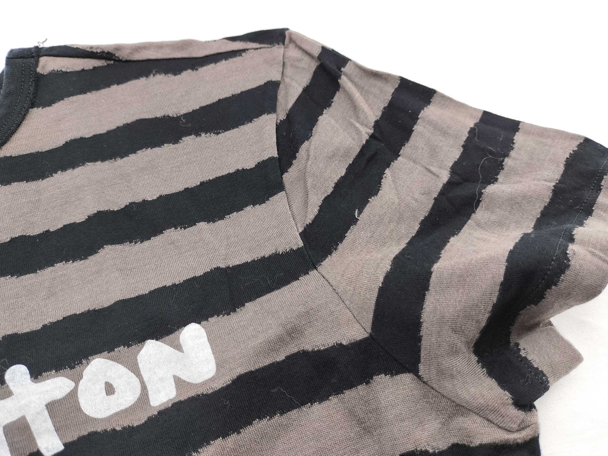 LOUIS VUITTON Graffiti Men's T-shirt