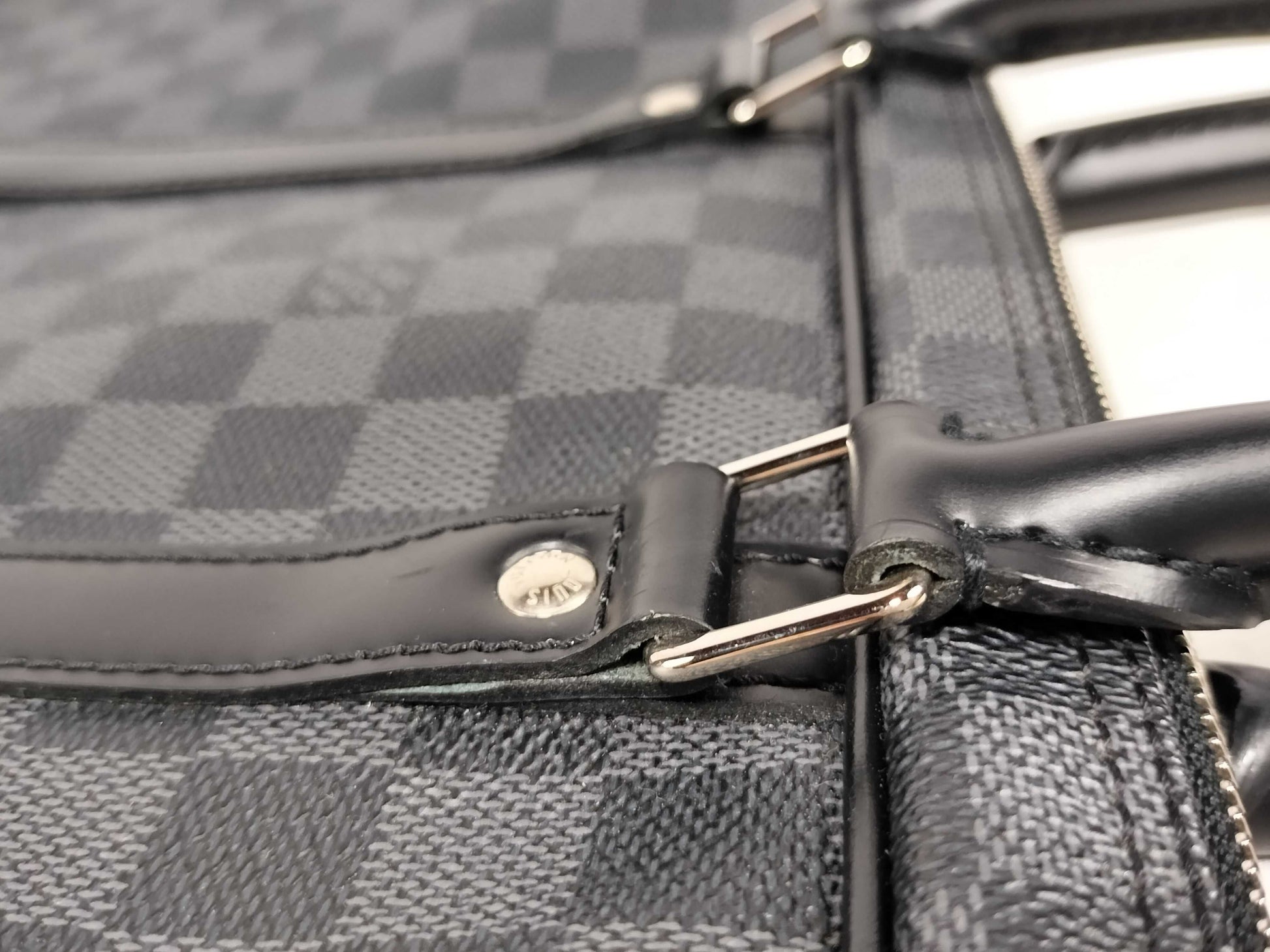 LOUIS VUITTON N41125 Damier Graphite LV Graphite Porte-Document Voyage N41125 BA4110 Business Bag
