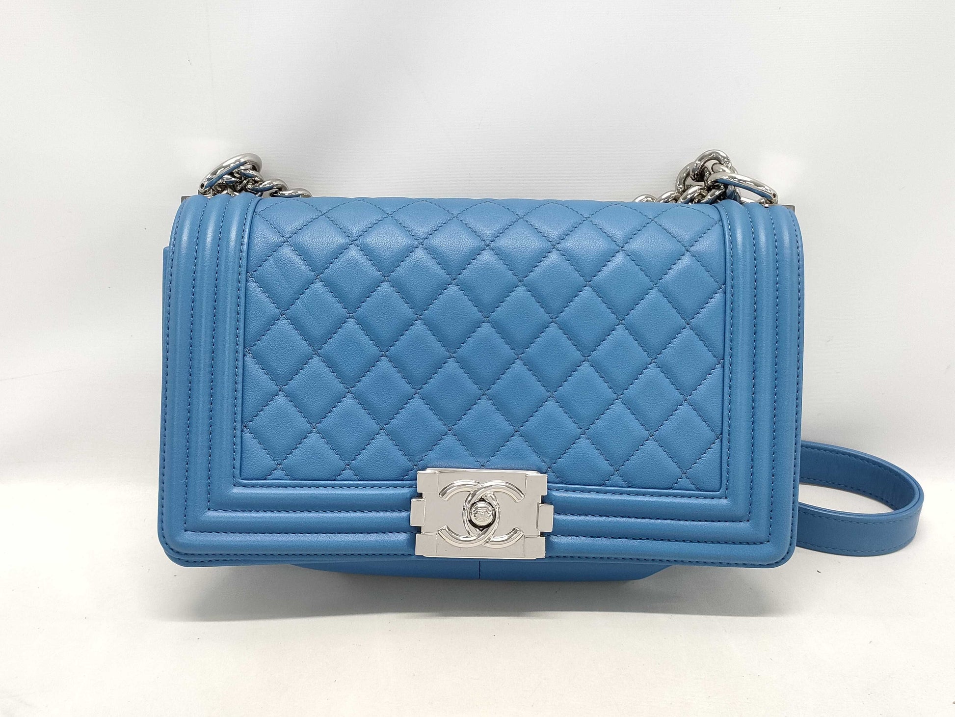 CHANEL Lambskin Boy Shoulder Bag, 2-way shoulder bag, crossbody or shoulder bag