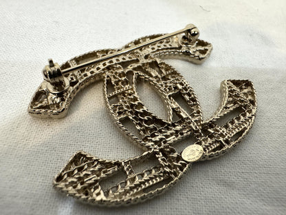 CHANEL B14A Coco Mark Chain Design Brooch