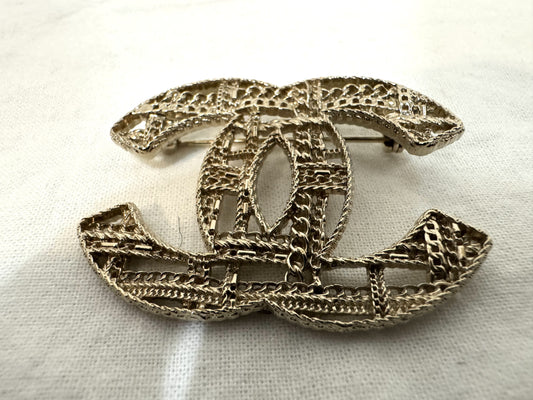 CHANEL B14A Coco Mark Chain Design Brooch