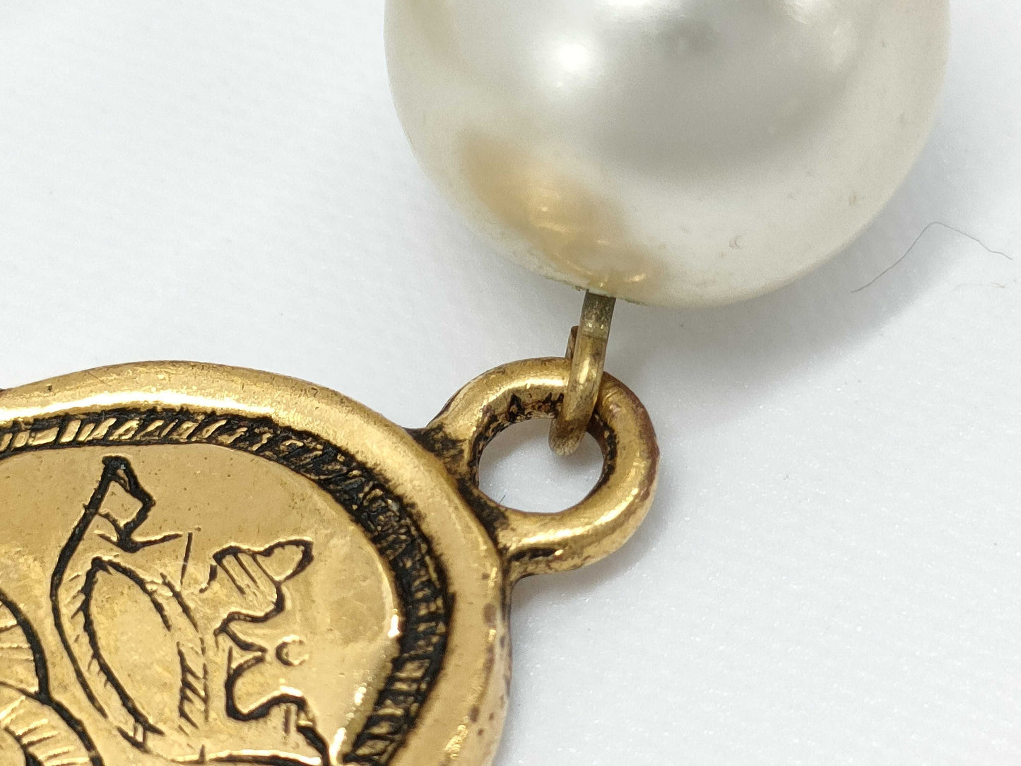 CHANEL GP Faux Pearl Neck Oval Coco Mark 167.9g Necklace