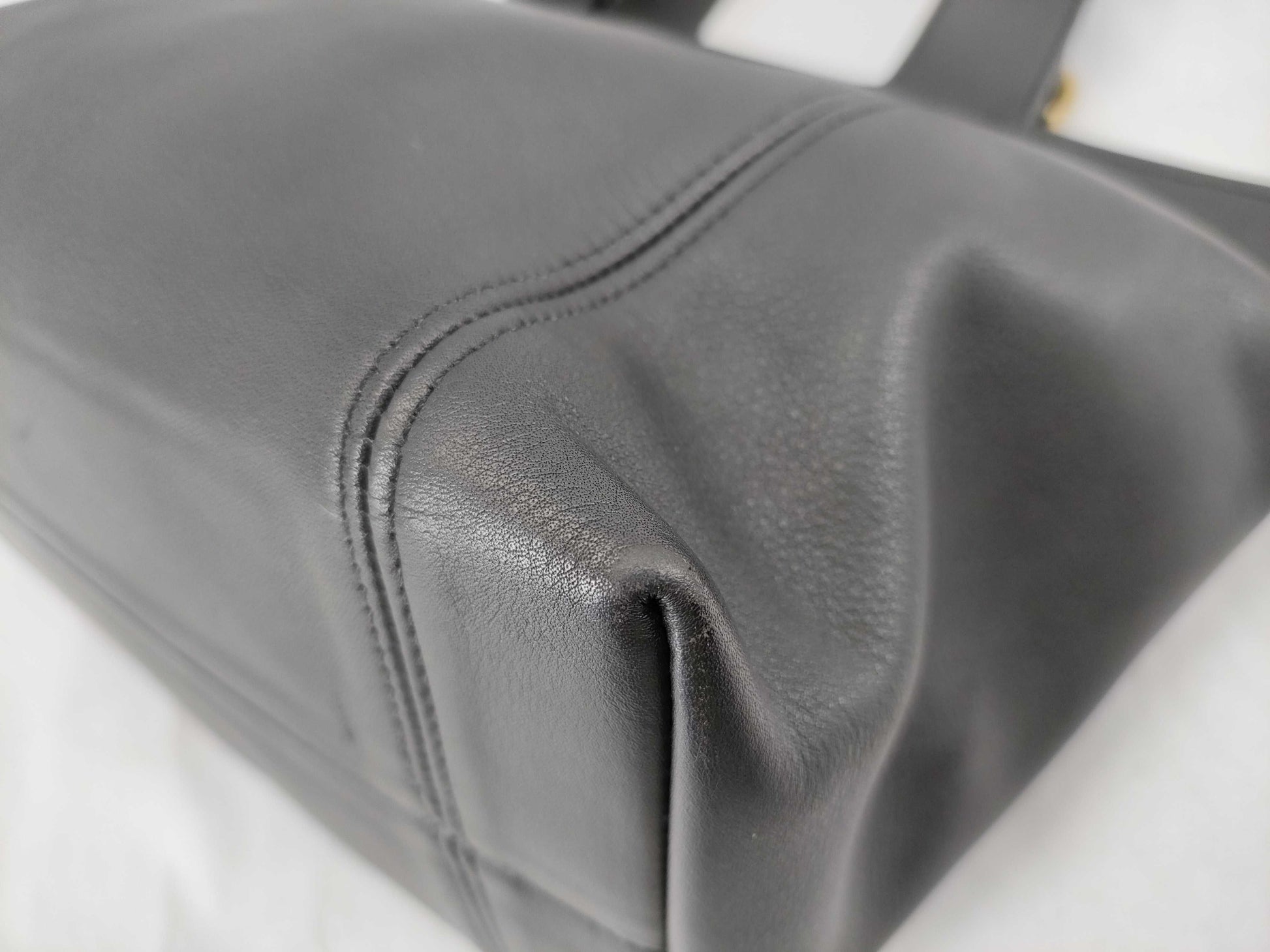 COACH Old Coach Mini Tote Bag 4133 Made in Costa Rica with Glove-Tanned Leather in Black