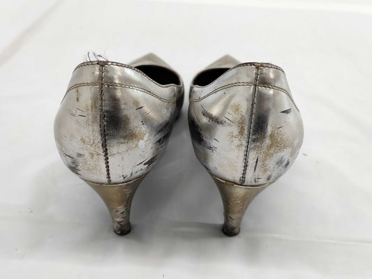 LOUIS VUITTON LOUIS VUITTON Louis Vuitton Punching Logo Heel Pumps Size 35