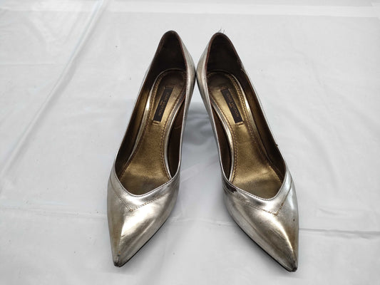 LOUIS VUITTON LOUIS VUITTON Louis Vuitton Punching Logo Heel Pumps Size 35