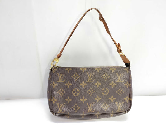 LOUIS VUITTON Monogram LV Pouch x 1 Pouch