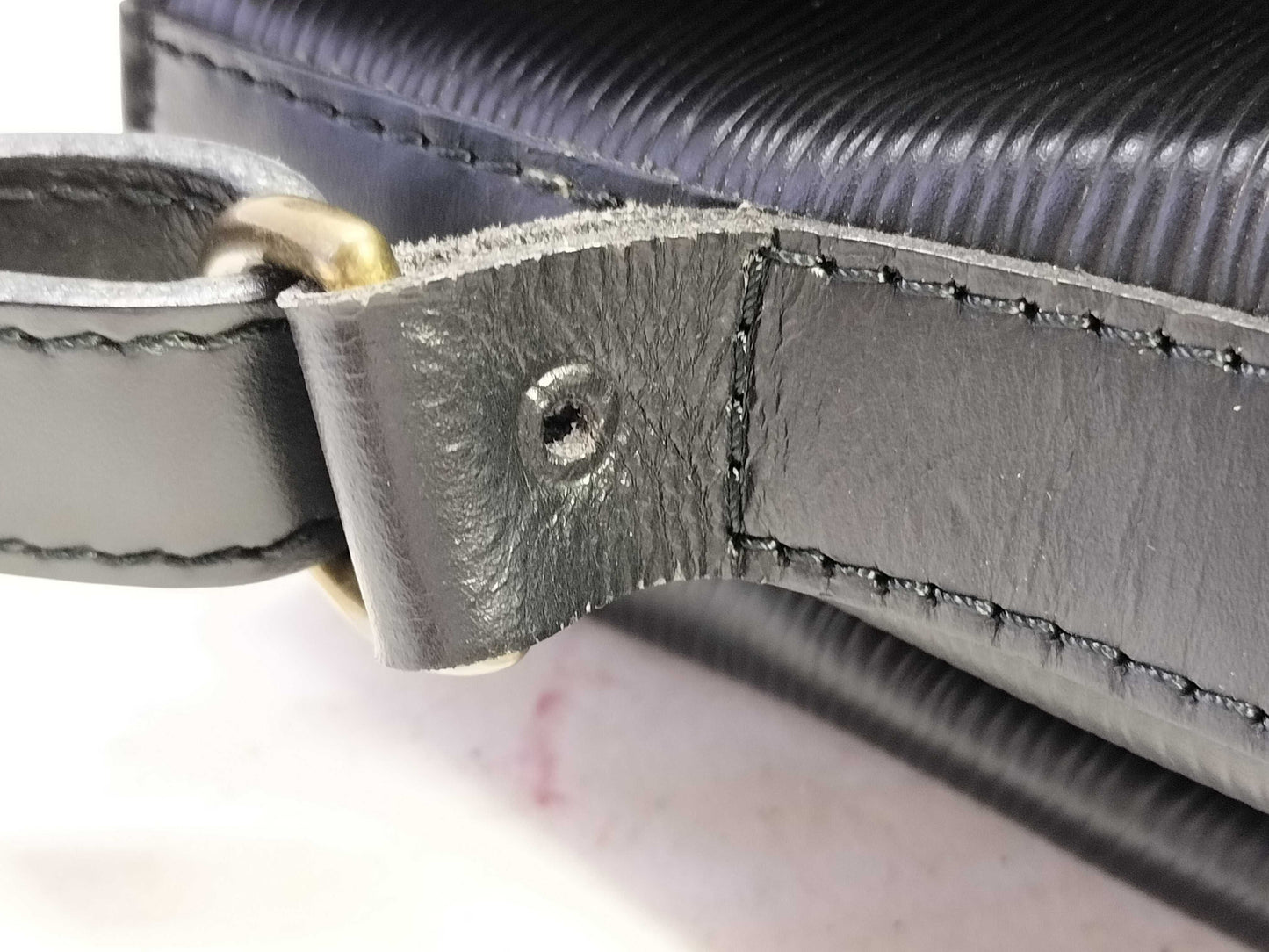 LOUIS VUITTON Epi Bag Louis Vuitton Shoulder Bag
