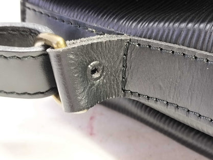 LOUIS VUITTON Epi Bag Louis Vuitton Shoulder Bag