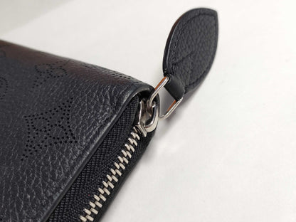 LOUIS VUITTON M61867 Mahina Zippy Wallet in Noir
