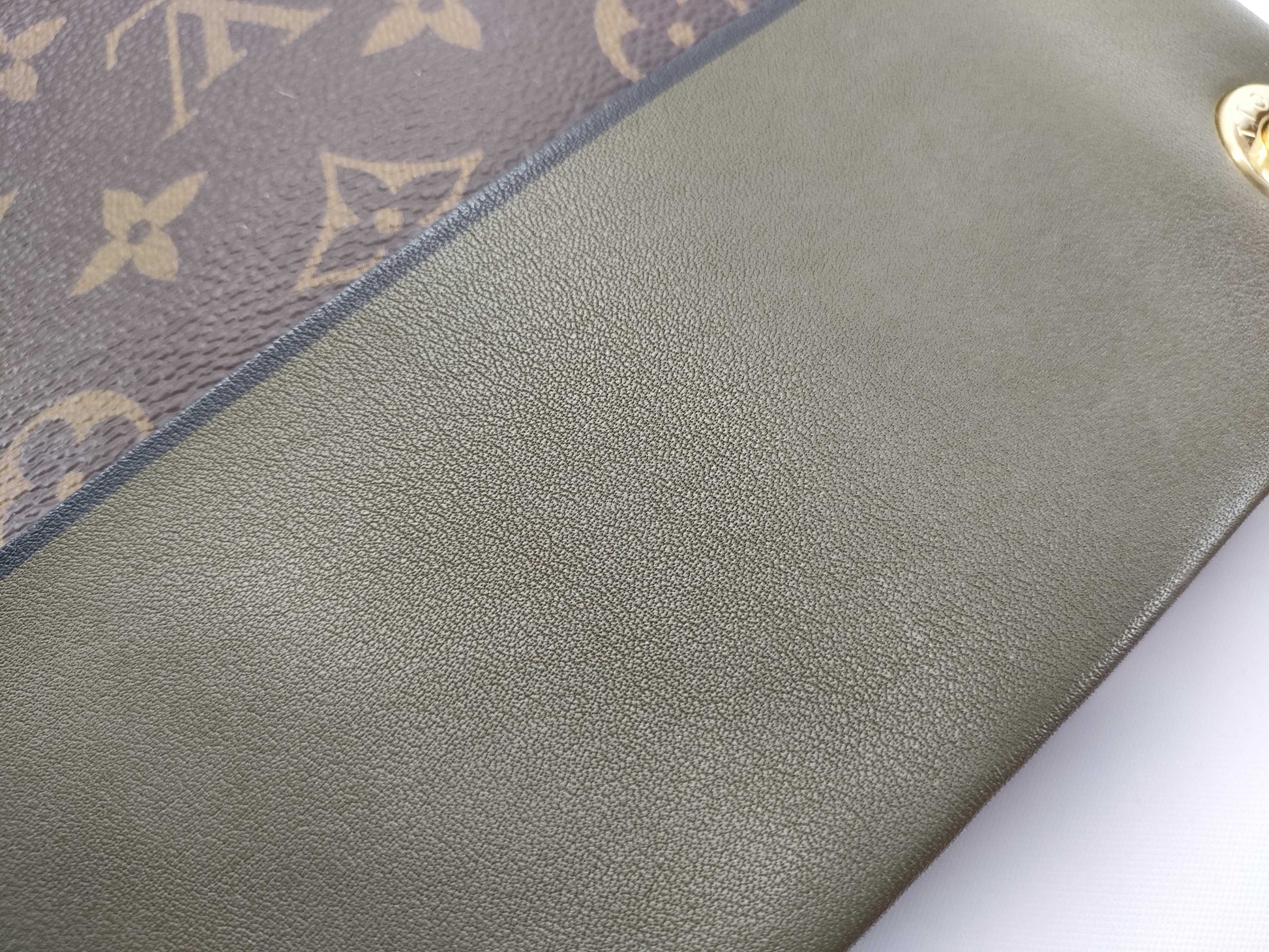 LOUIS VUITTON M43159 Monogram Louis Vuitton Tuileries Besace Khaki/Pink Shoulder Bag with G Hardware CA5106 Shoulder Bag