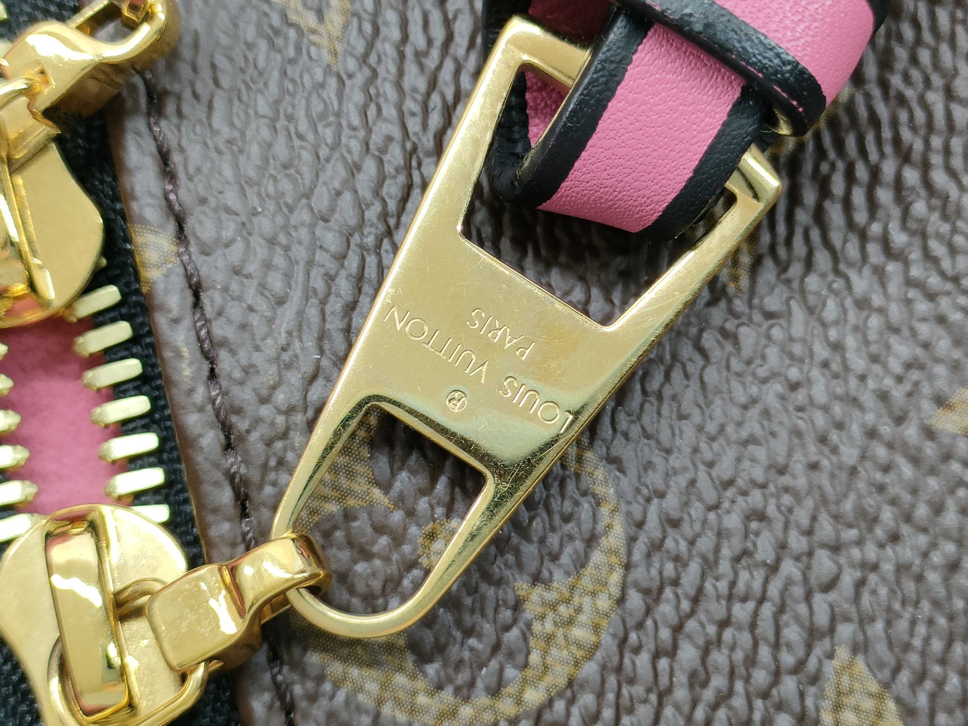 LOUIS VUITTON M43159 Monogram Louis Vuitton Tuileries Besace Khaki/Pink Shoulder Bag with G Hardware CA5106 Shoulder Bag