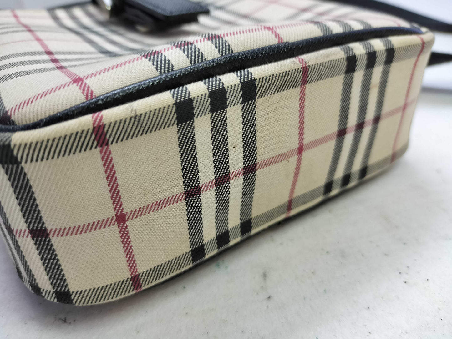 BURBERRY Nova Check Shoulder Bag