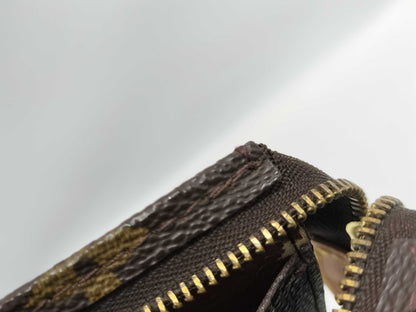 LOUIS VUITTON Louis Vuitton bag pouch