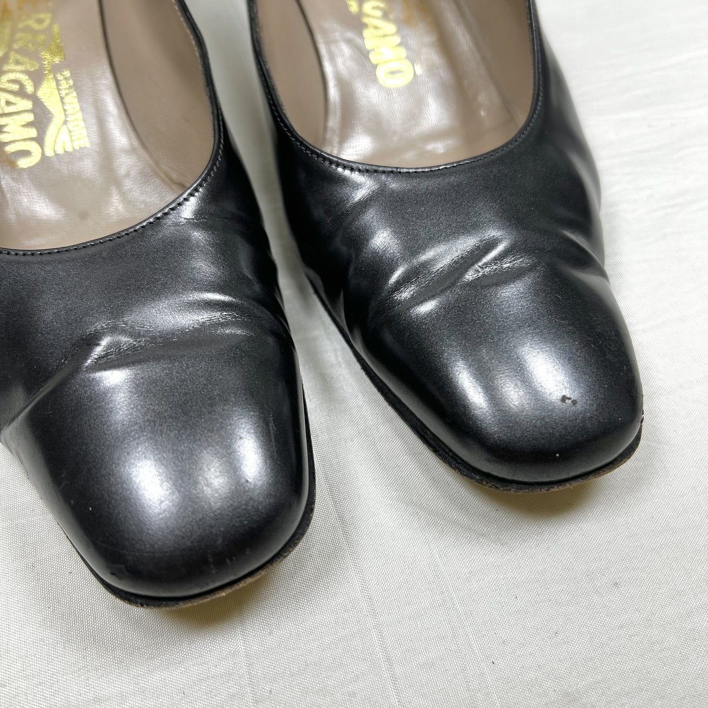 Salvatore Ferragamo Salvatore Ferragamo pumps 6C heel pumps