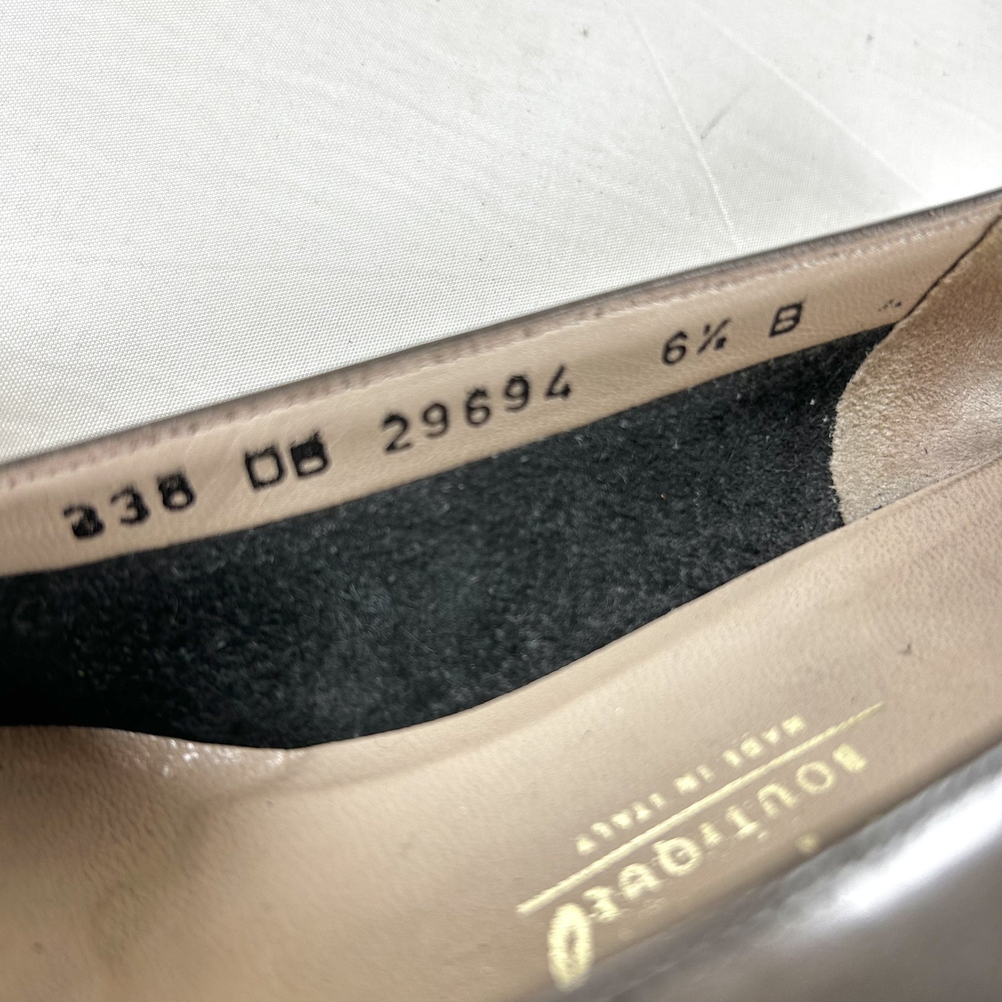 Salvatore Ferragamo Metallic Greige Vara Ribbon Low Heel 6 1/2B Pumps