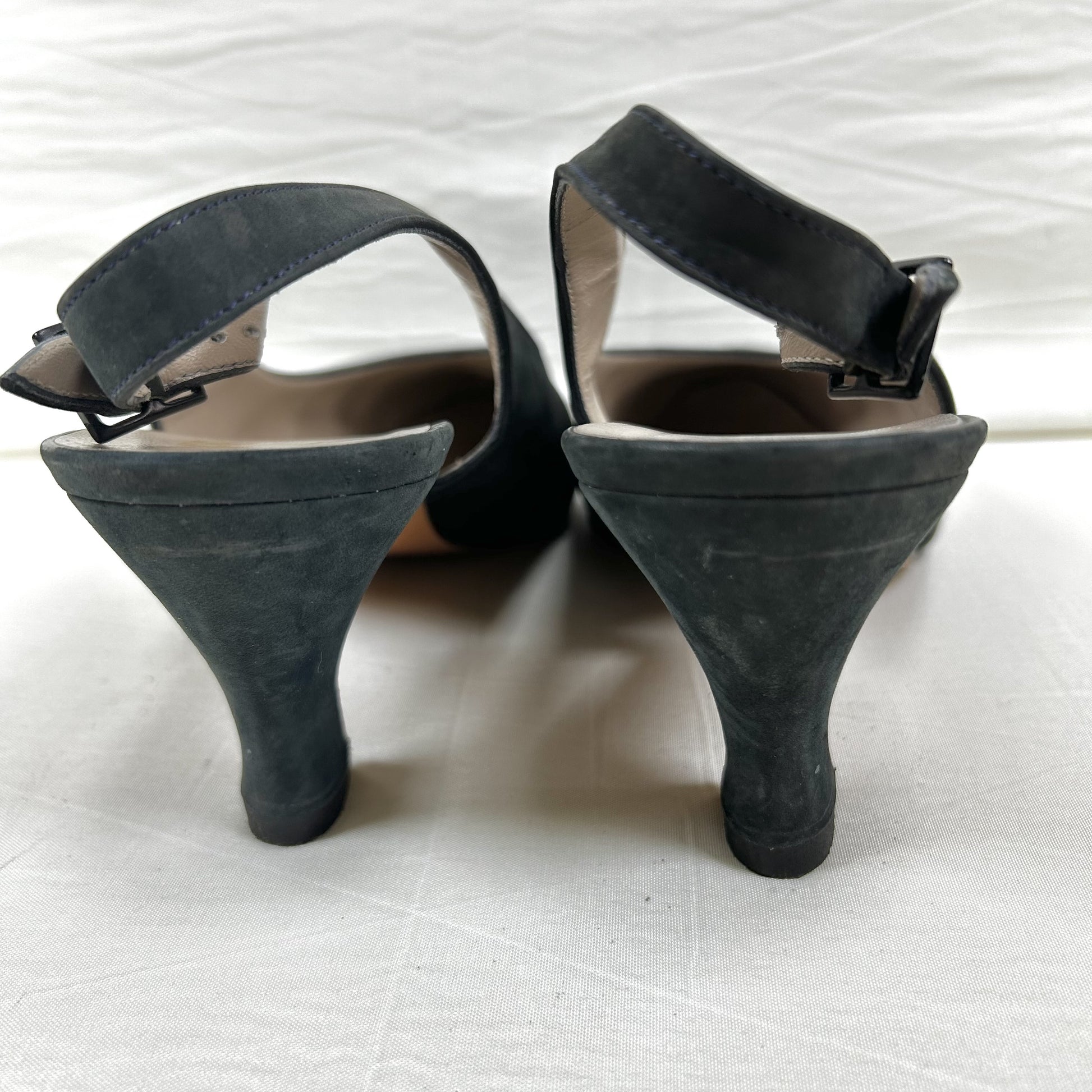 Salvatore Ferragamo 6C Slingback Pumps
