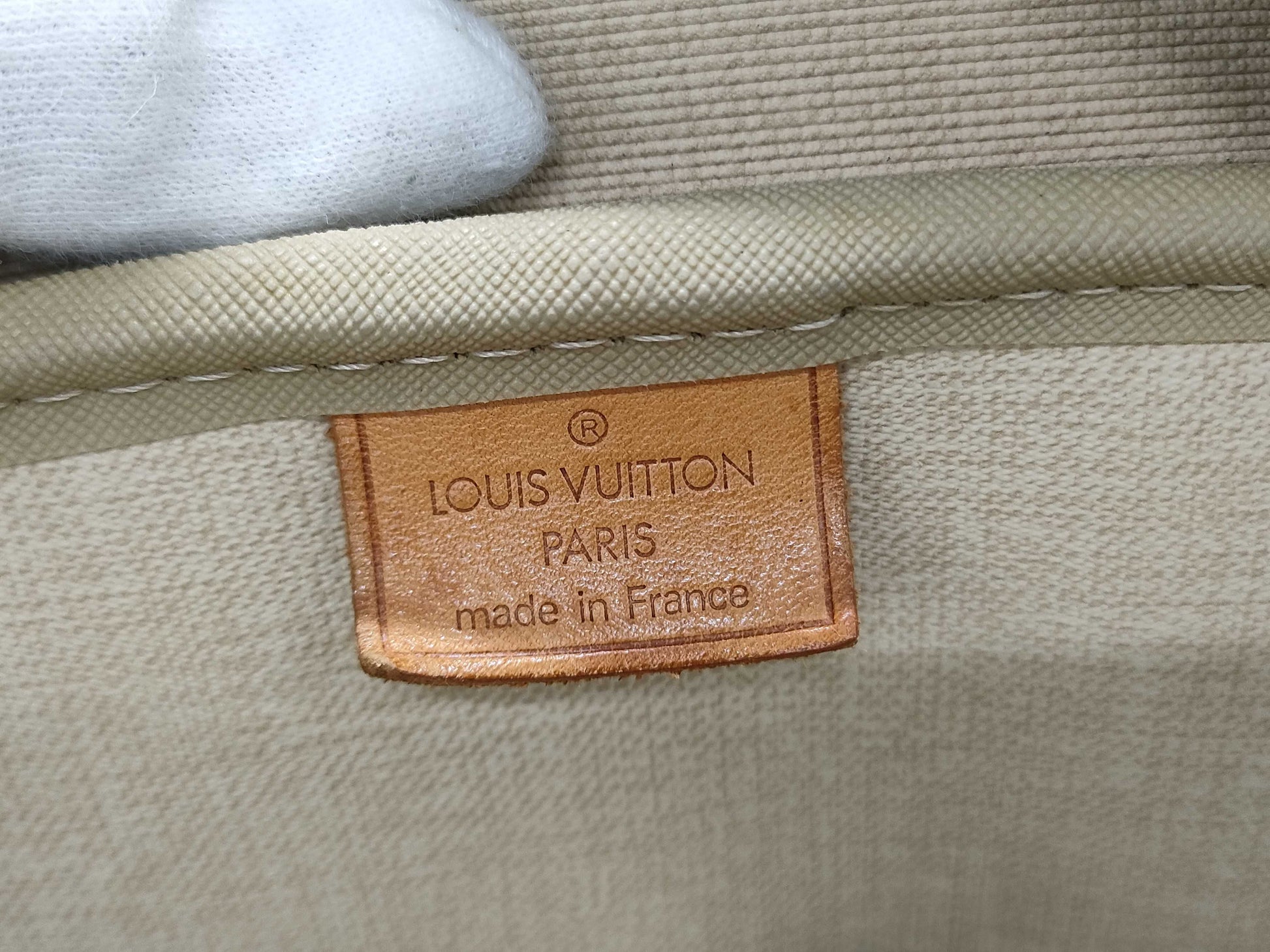 LOUIS VUITTON Louis Vuitton Monogram Deauville Thin Handbag
