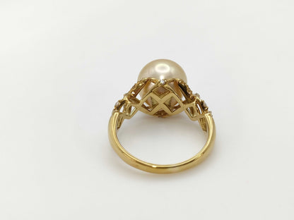 Pearl diameter: approx. 11.7mm, D0.40ct, 18K gold, 7.2g, ring 