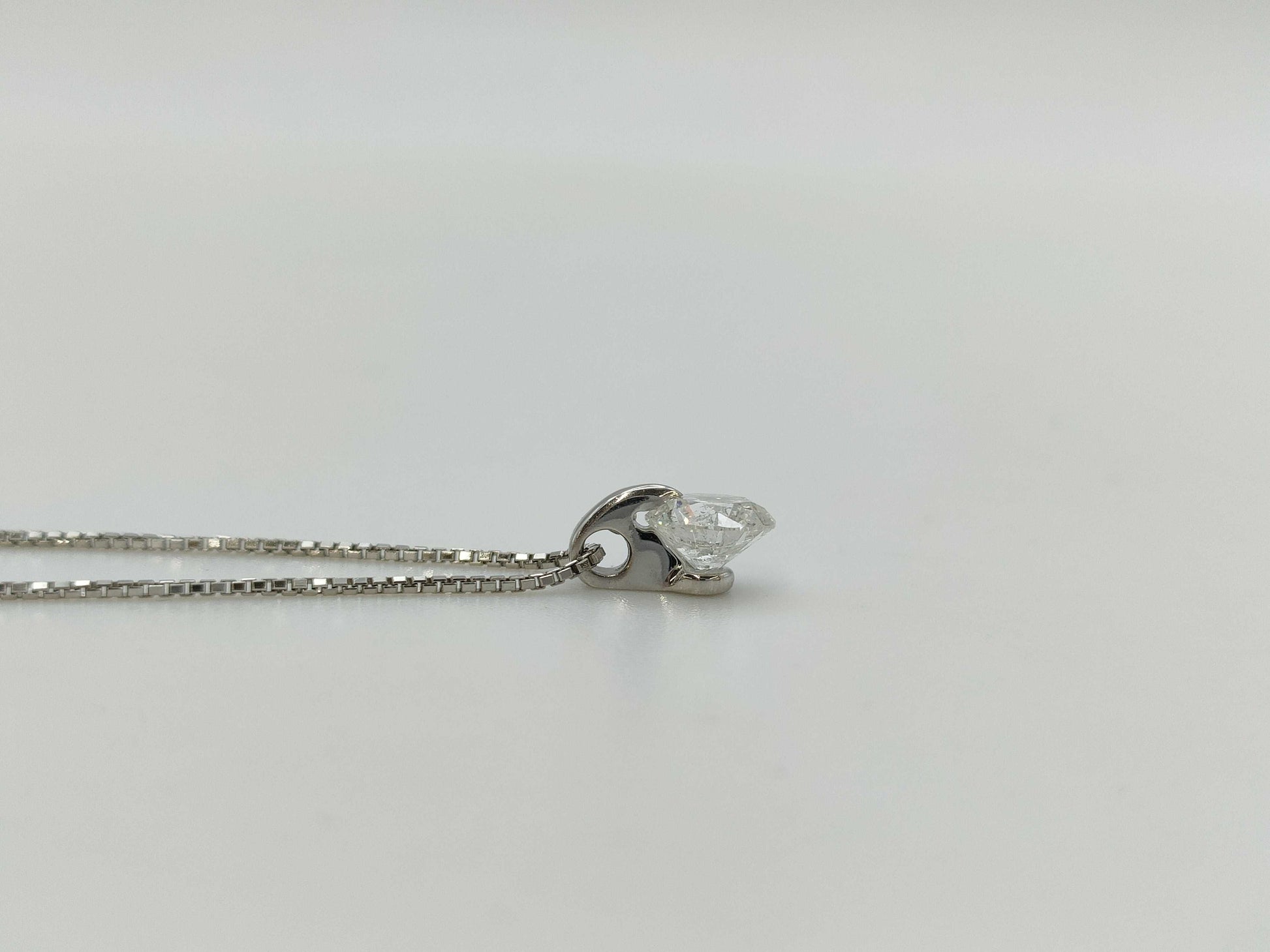 D1.012ct PT900/850 4.0g Necklace 