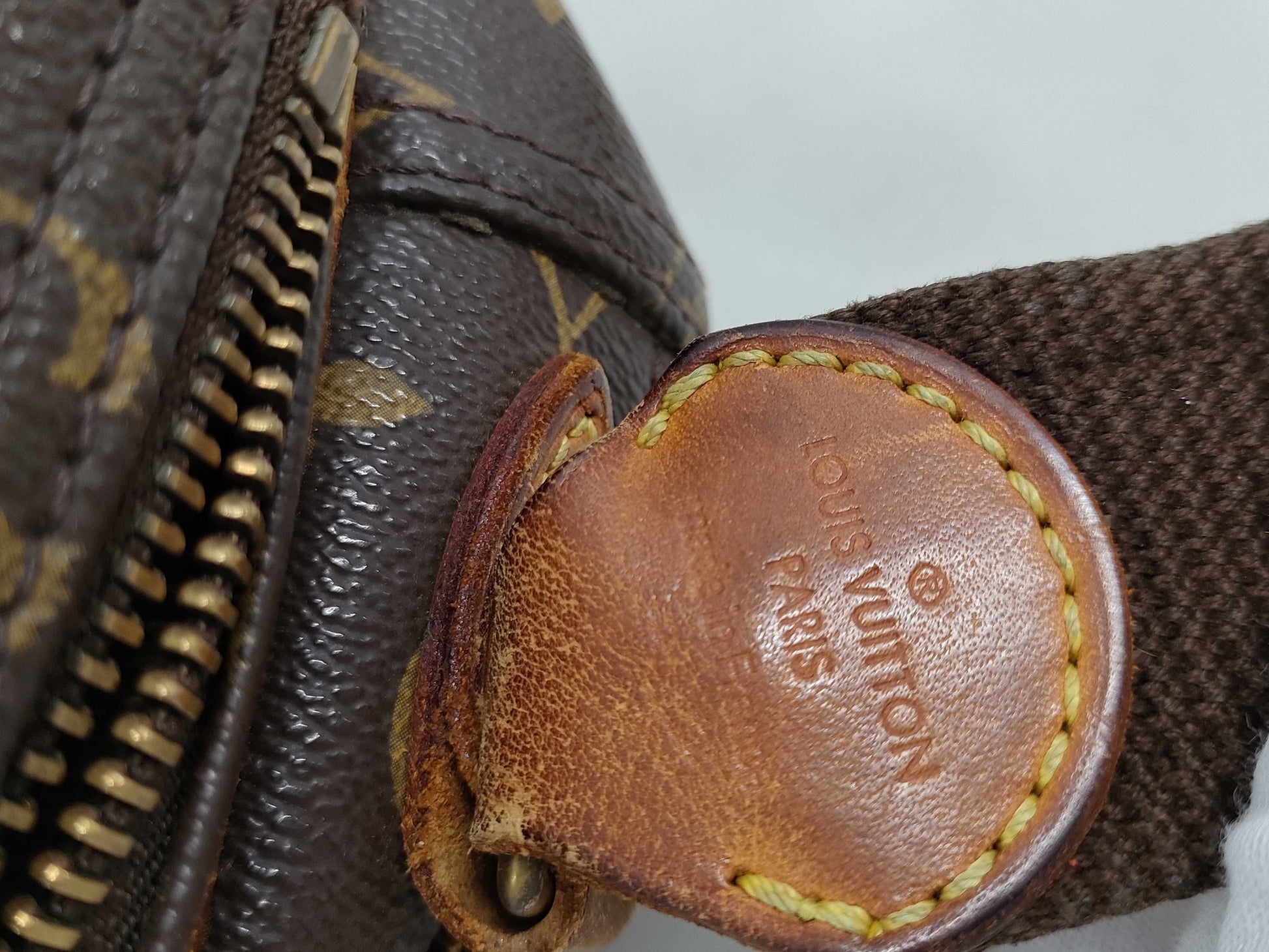 LOUIS VUITTON Louis Vuitton Brand Bag Reporter Shoulder Bag