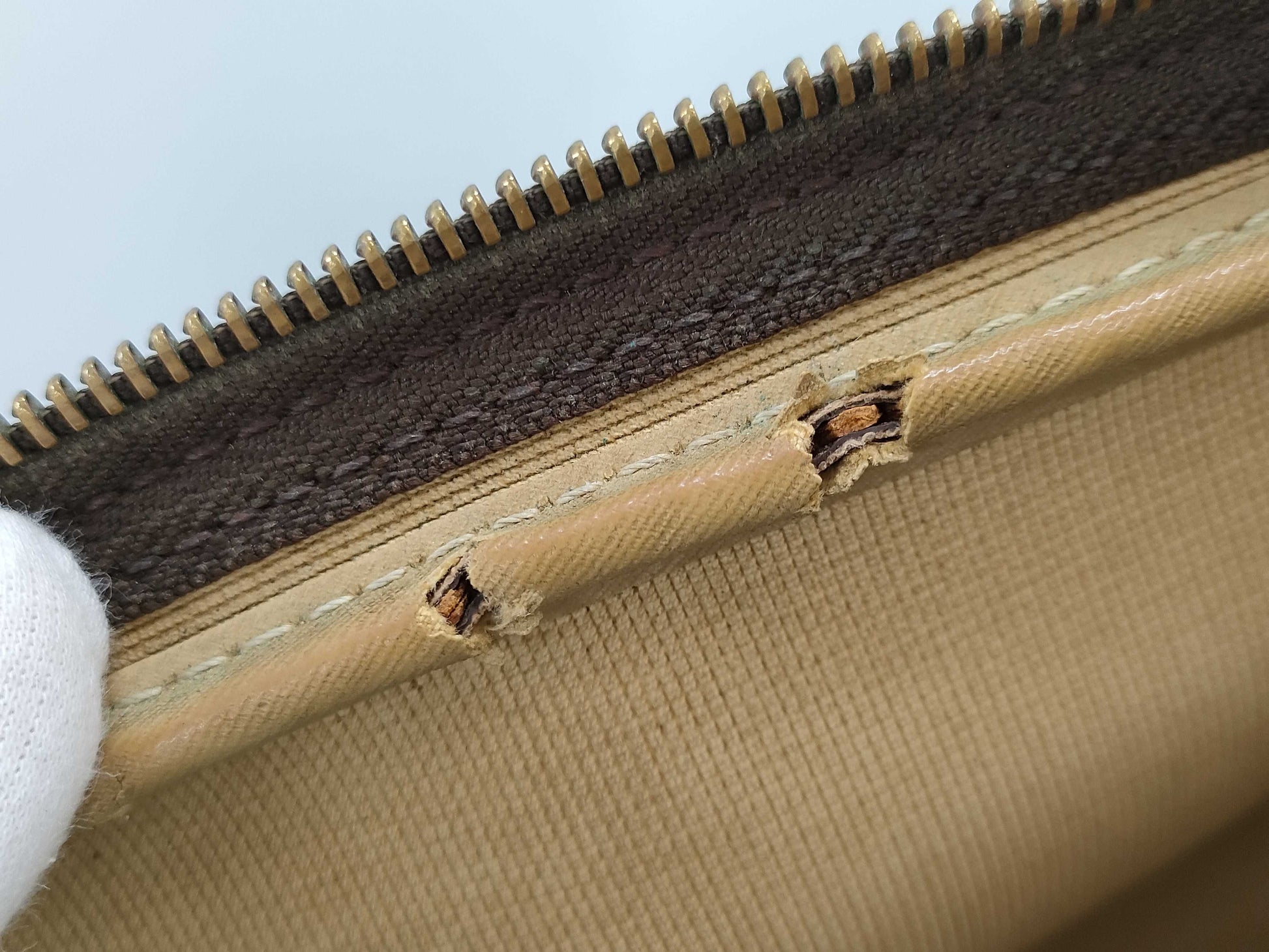 LOUIS VUITTON Louis Vuitton Brand Bag Reporter Shoulder Bag