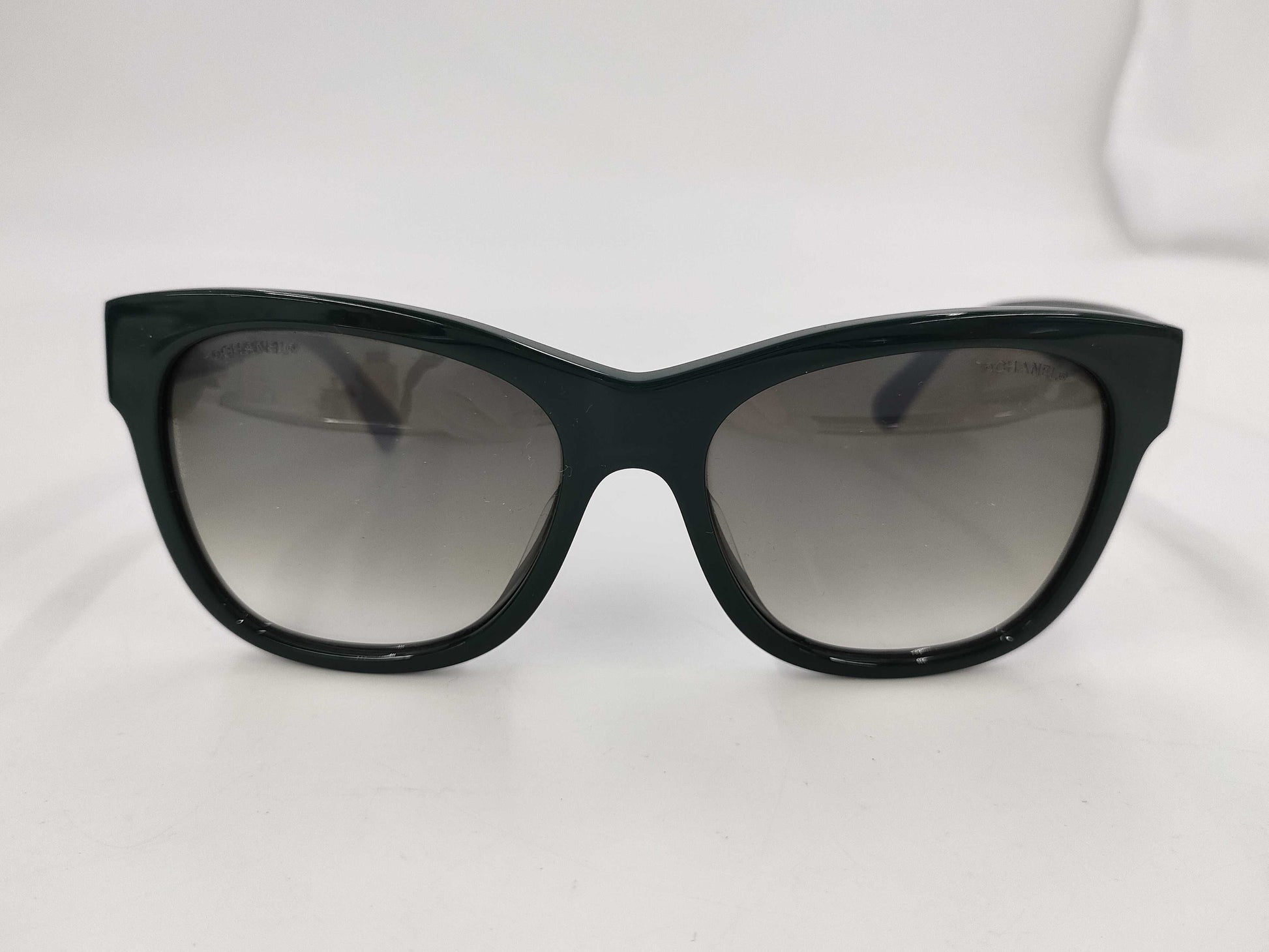  CHANEL CHANEL Coco Mark Sunglasses with Mirror Lenses A71233 Moss Green Matelasse Case Included Sunglasses/Eyeglasses