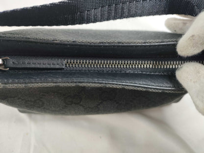 GUCCI GG Canvas Shoulder Bag 106644