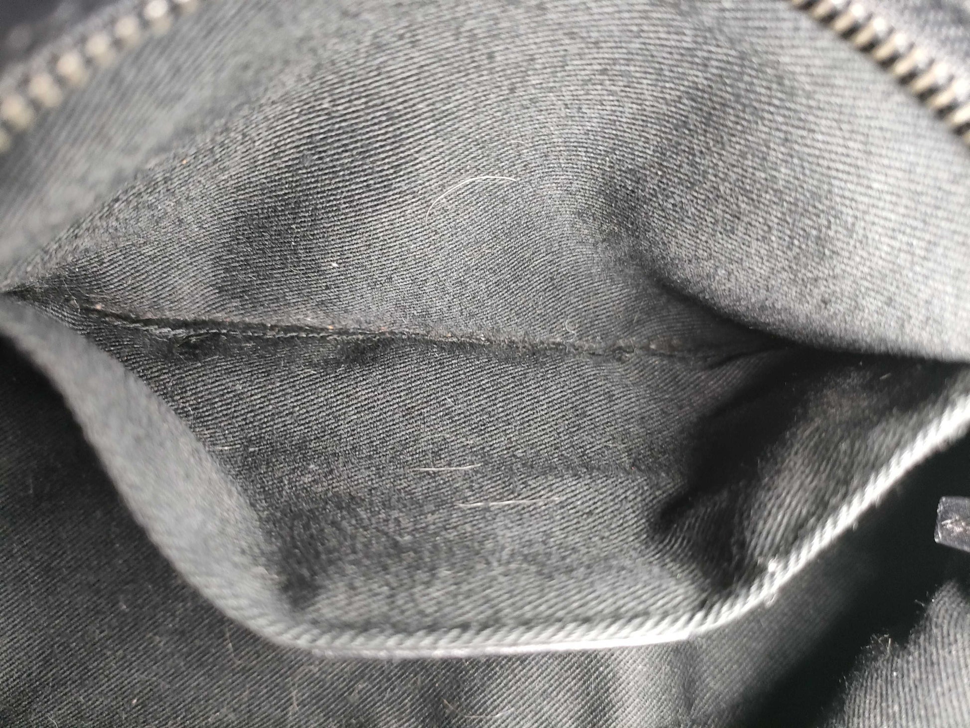 GUCCI GG Canvas Shoulder Bag 106644