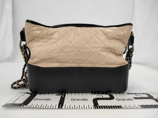 CHANEL CHANEL Gabriel Shoulder Bag with Seal