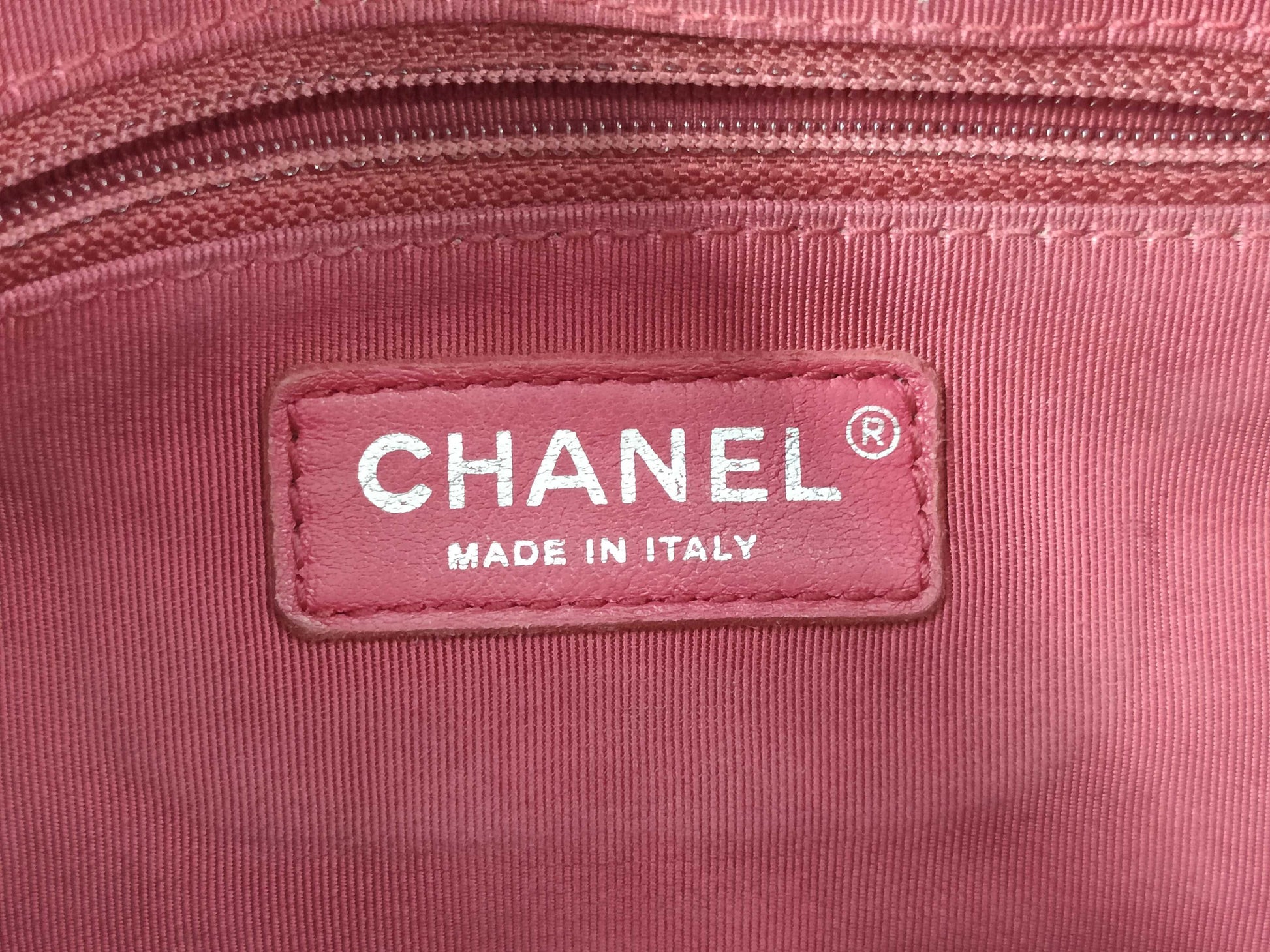 CHANEL CHANEL Gabriel Shoulder Bag with Seal