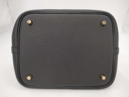 HERMES Picotin Lock MM size black handbag with gold hardware and K stamp
