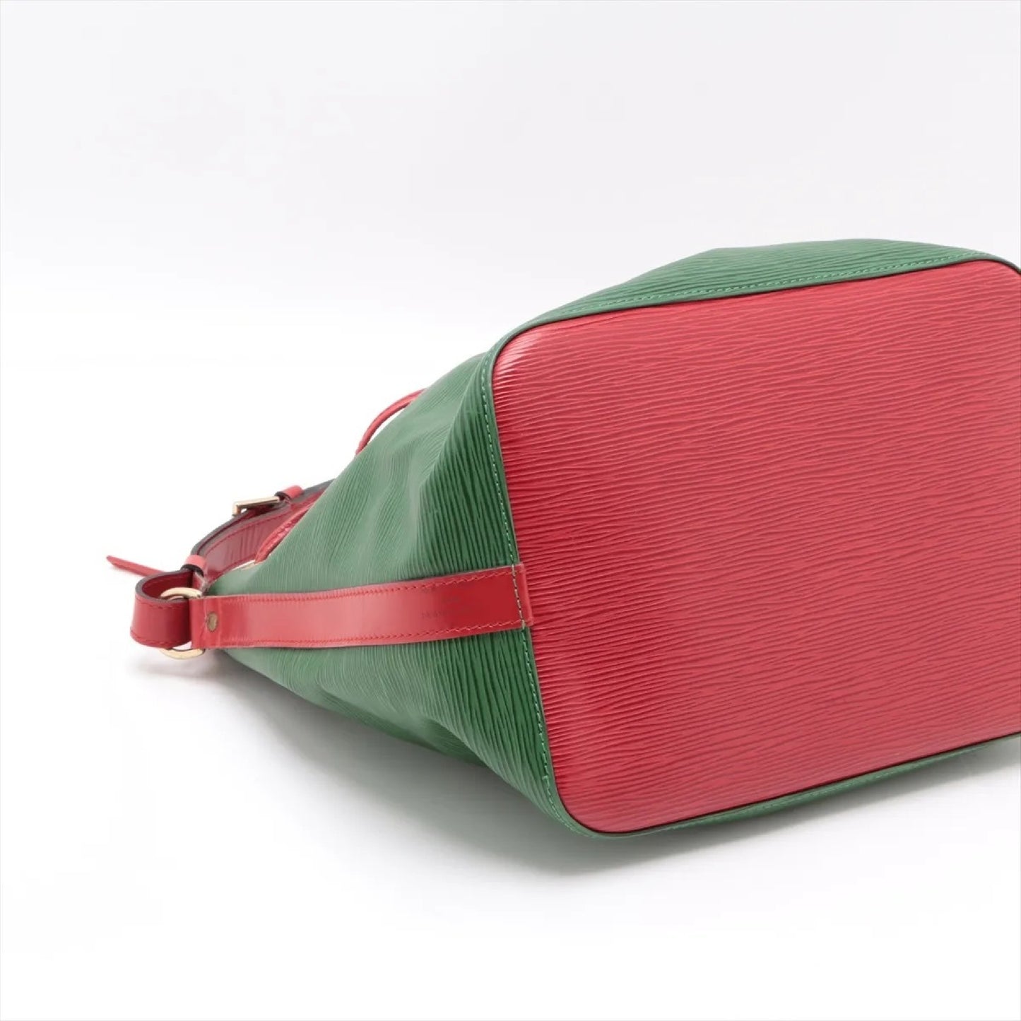 LOUIS VUITTON Epi Petit Noe M44147 AR0916 Green x Red Shoulder Bag