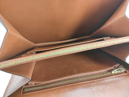 LOUIS VUITTON Monogram LOUIS VUITTON Bag Shoulder Bag