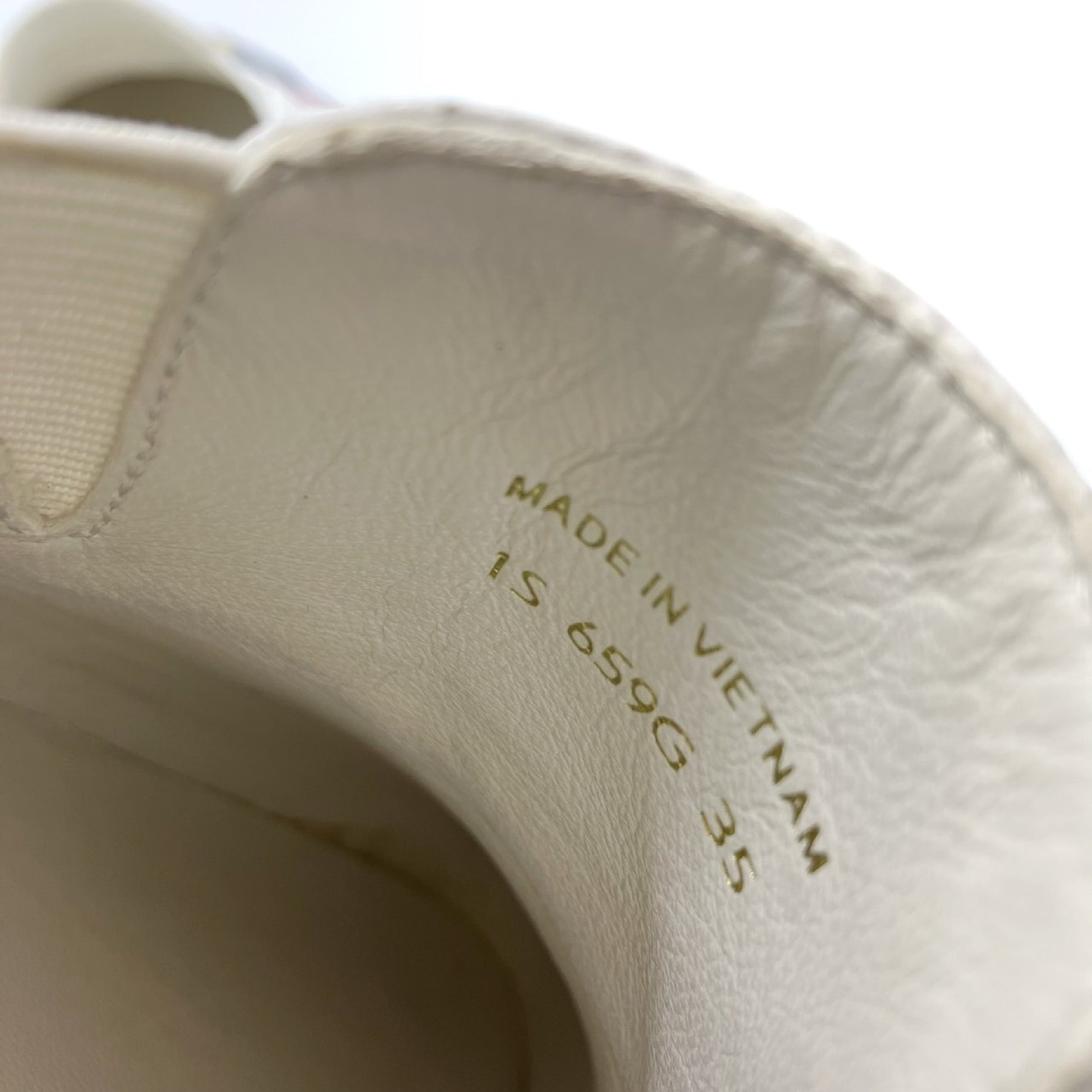 PRADA Slip-On Heart Leather Flat Shoes White Size 35 Sneakers
