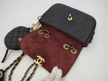 CHANEL CHANEL shoulder bag