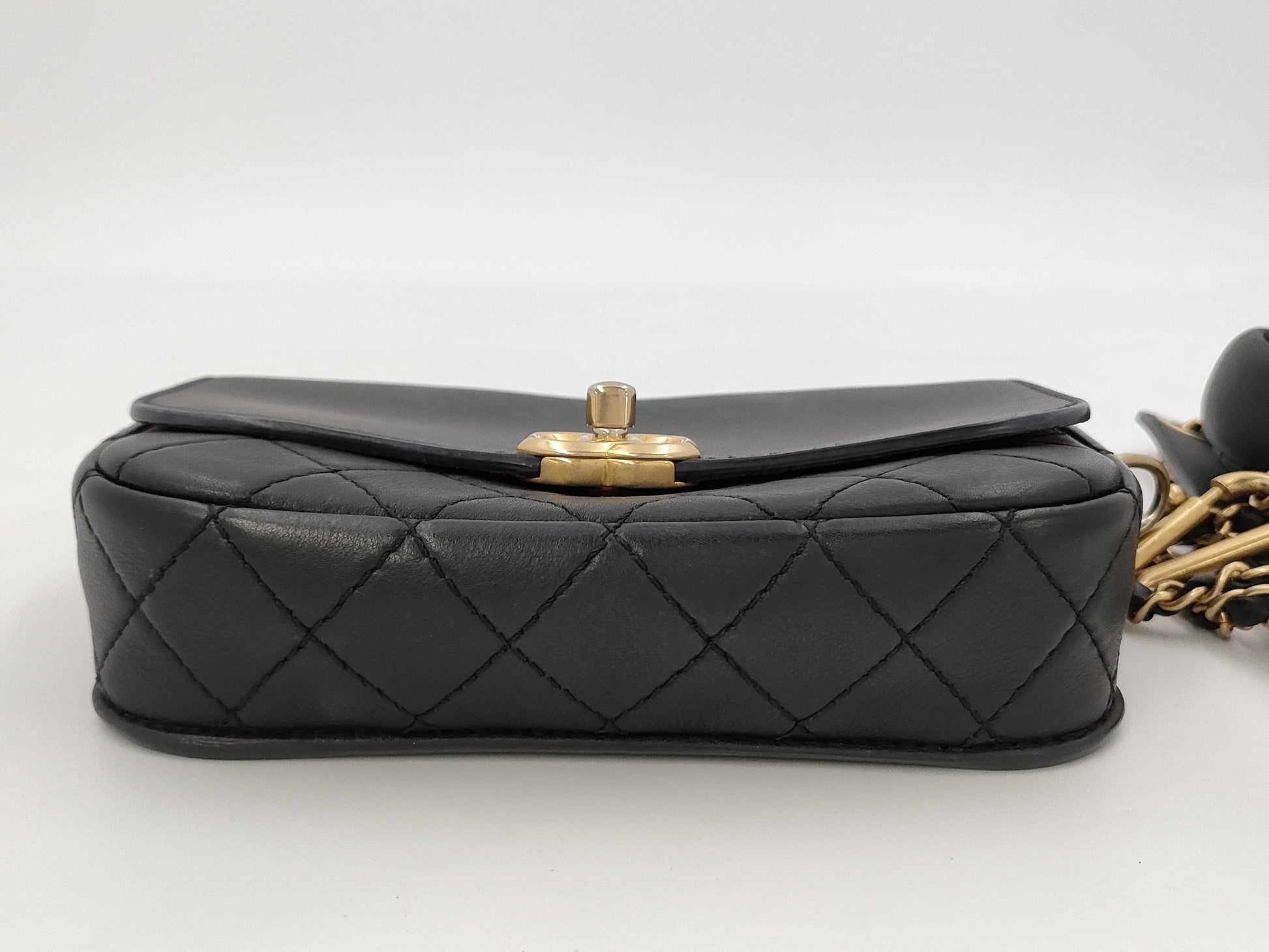 CHANEL CHANEL shoulder bag