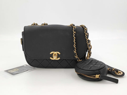 CHANEL CHANEL shoulder bag