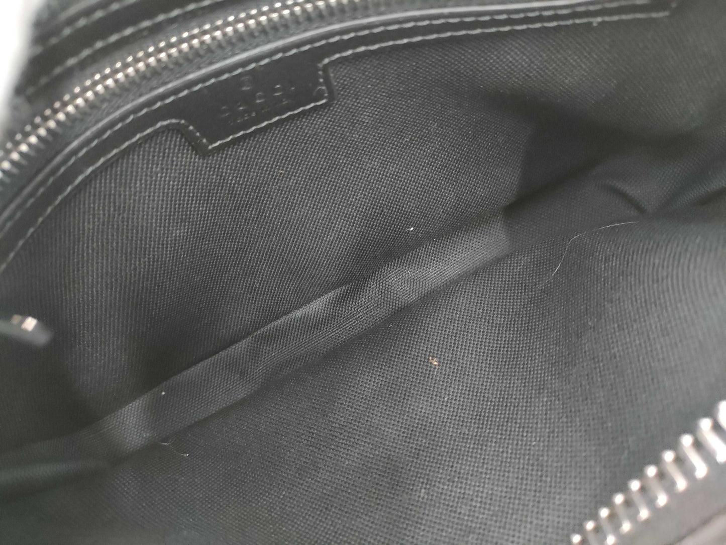 GUCCI GG Supreme Body Bag Bag