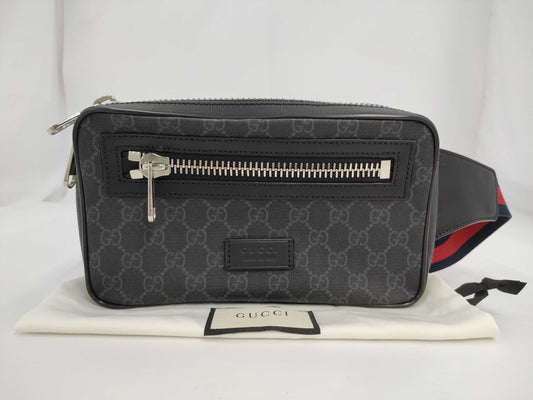 GUCCI GG Supreme Body Bag Bag