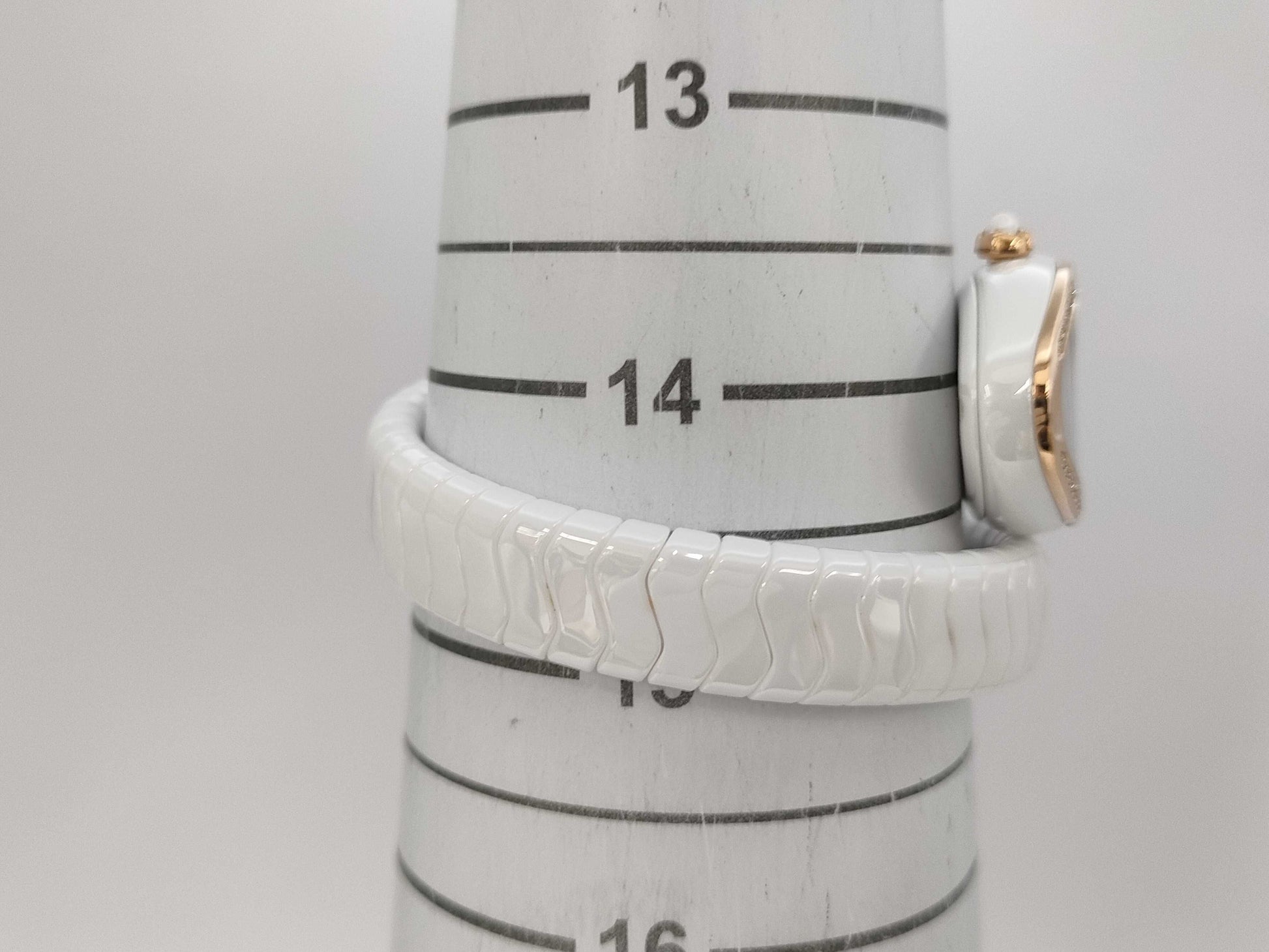 BVLGARI Serpenti SPC35WG BU3C3N7 Quartz Women's Watch