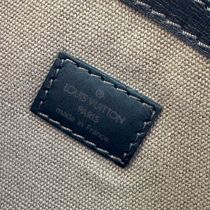 LOUIS VUITTON Louis Vuitton Bag LOUIS VUITTON LV M92071 Utah Messenger Bag Brown Men's mu30062 Shoulder Bag